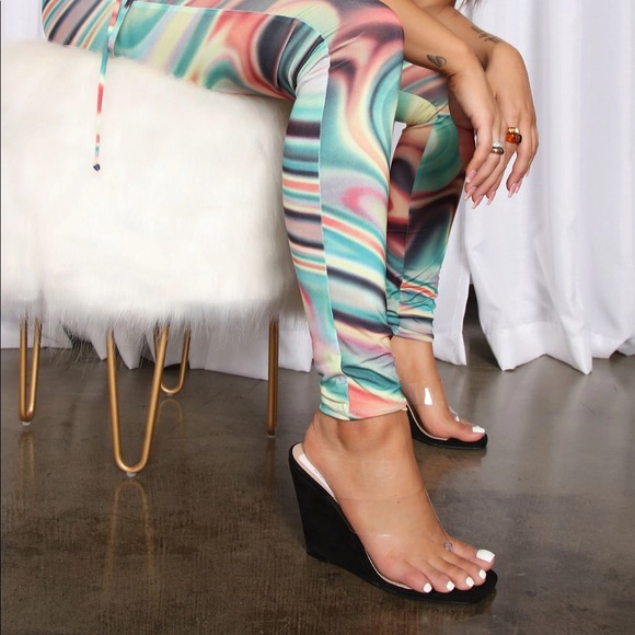 Thong Wedges - Picture 1 of 4